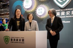 影／呼應黃仁勳AI創革新時代　蔡英文：台灣產業向前走的基石
