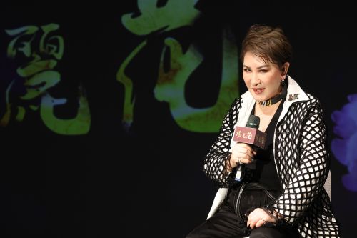 ▲楊麗花（如圖）與丈夫洪文棟感情非常好，將他與前妻的4名子女都視如己出。（圖／公視、台視、國家影視聽中心提供）