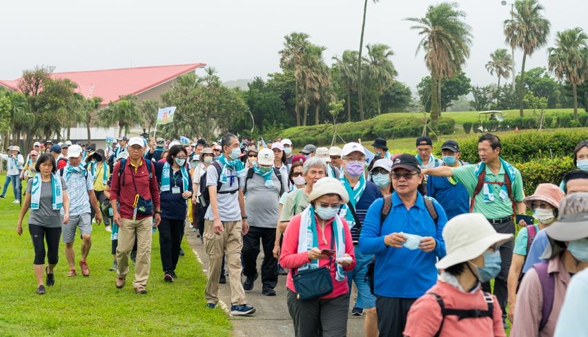 ▲2023國寶集團『手牽手、來健走』公益健走活動，民眾健走畫面。官方提供