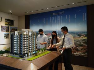 蛋白購屋新趨勢 「茂洋晴山洋洋」台積電員工大買家 ▲住不起高價蛋黃區,蛋白購屋成趨勢,在東海商圈推案的「茂洋晴山洋洋」,多十分鐘車程可省300萬,預約看屋絡繹不絕。(圖/記者金武鳳攝,2023,5.31)