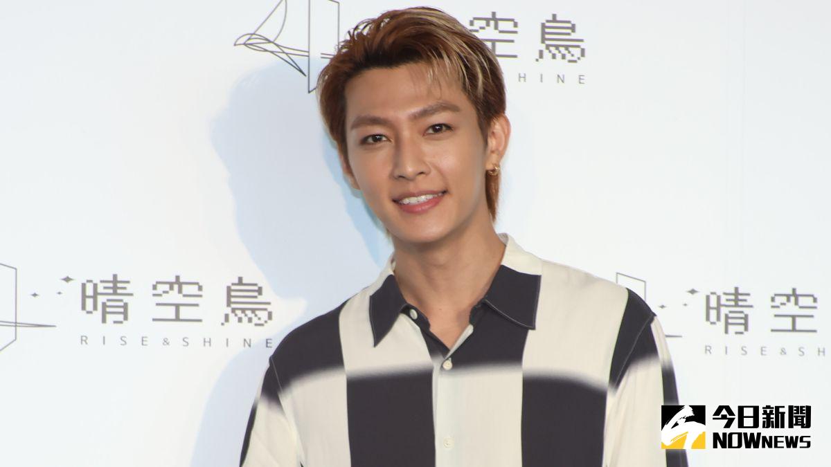 ▲炎亞綸透露最近才因為蕁麻疹跑去掛急診，將近一個禮拜都沒有消，推測可能是《嗨！營業中》帶來的巨大壓力有關，但他反而非常享受這個感覺。（圖／記者陳明中攝影）