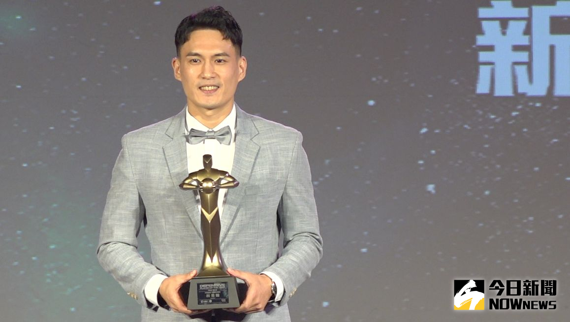 ▲林韋翰奪下年度防守第一隊和年度防守球員，頒獎典禮奪下5大獎。（圖／吳忠育攝）