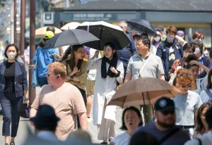 日媒調查　京都觀光區逾5成路人已不戴口罩

