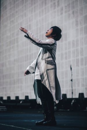 王源擔任五月天北京演唱會嘉賓。(圖/相信音樂提供) ▲ 王源擔任五月天北京演唱會嘉賓。(圖/相信音樂提供)