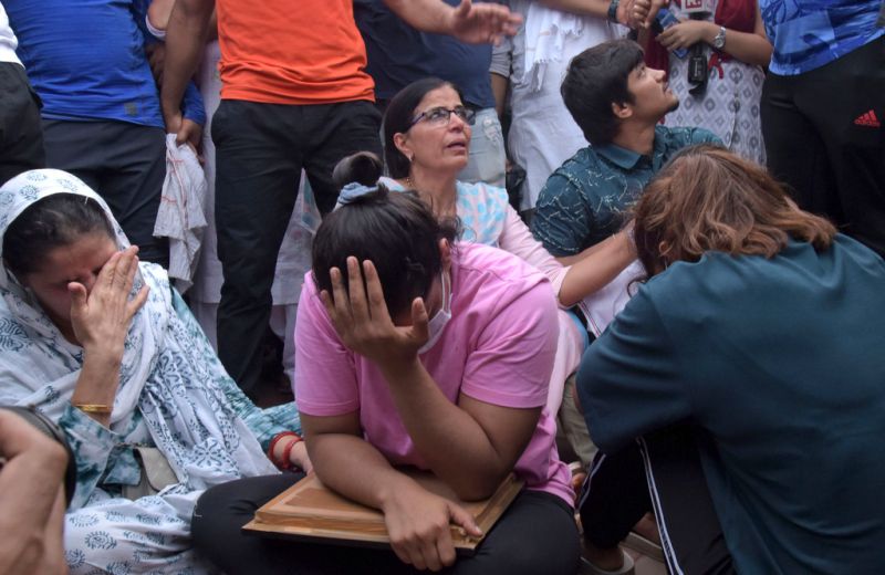 ▲印度角力女選手抗議活動持續，她們指控印度角力協會主席辛赫（Brij Bhushan Singh）多年來的不當性行為，並呼籲警方逮捕辛赫。（圖／美聯社／達志影像）