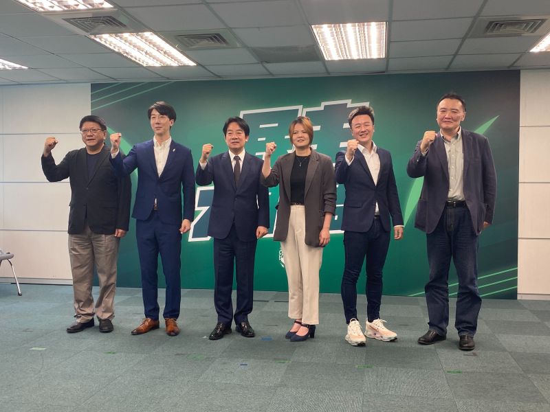▲民進黨與無黨籍李正皓合作參選立委，更在中央黨部與賴清德同框召開記者會，黨內人士稱此舉等同於黨替李正皓背書。（圖／記者陳威叡攝）