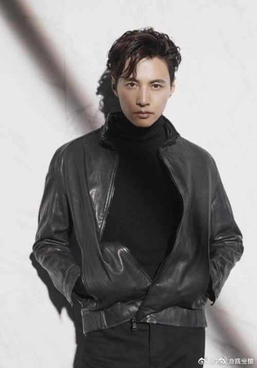 ▲元斌淡出螢光幕前13年,粉絲都期待他能復出。(圖 /微博) ▲元斌淡出螢光幕前13年,粉絲都期待他能復出。(圖 /微博)