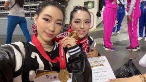 ▲小S女兒Elly許曦文（左）在韓國參加舞蹈比賽獲得第一名。（圖／翻攝自小S臉書）