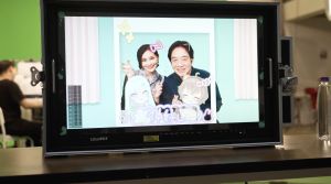 攜手VTuber宣傳成年禮金 賴清德同框賴品妤秀臉頰愛心