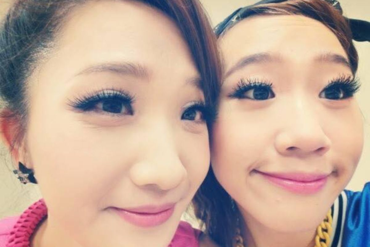 ▲Lulu（右）昨（8）日突曬出與朱俐靜9年前的合照，令不少人看了鼻酸。（圖 ／Lulu臉書）