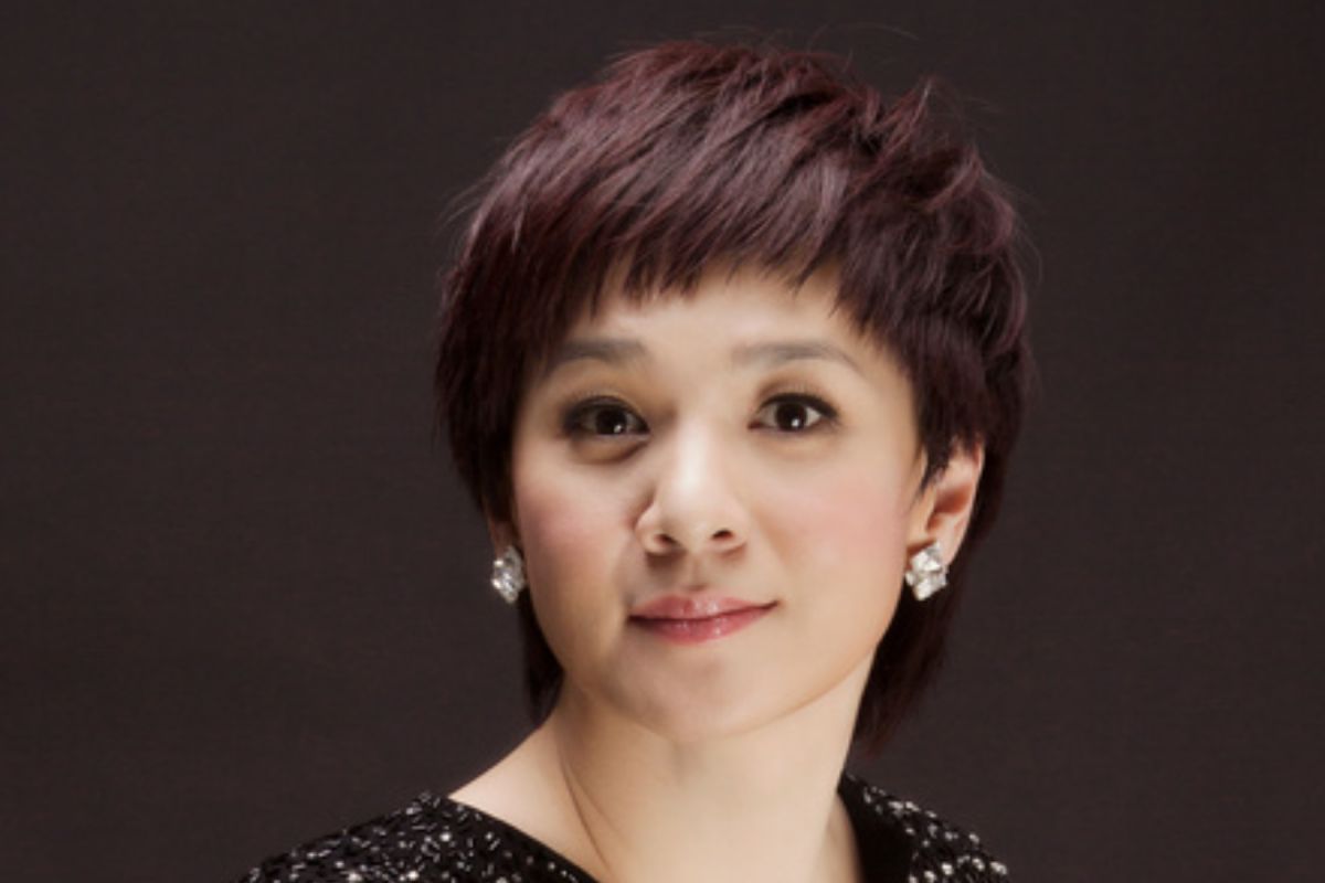 ▲柯以敏直播間教唱歌，被網友罵「傻逼」，氣到狂嗆對方5分鐘。（圖 ／柯以敏微博）