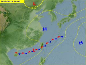 ▲梅雨滯留鋒面下週將在台灣上空徘徊，搭配西南季風，可能會出現至災性的雨勢。（圖／翻攝中央氣象局官網）