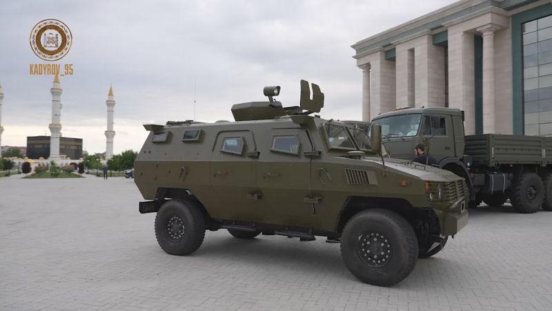▲車臣總統卡狄羅夫本週將中國製裝甲車的影片上傳網路，引發中國裝備恐被用於支持俄羅斯軍事行動的疑慮。圖為中國製的「虎士」（Tiger）裝甲車。（圖／翻攝自@UAWeapons的推特）