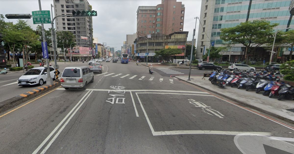 ▲熱心民眾最終在太原北路、中清路口攔下王男。（圖／翻攝google地圖）