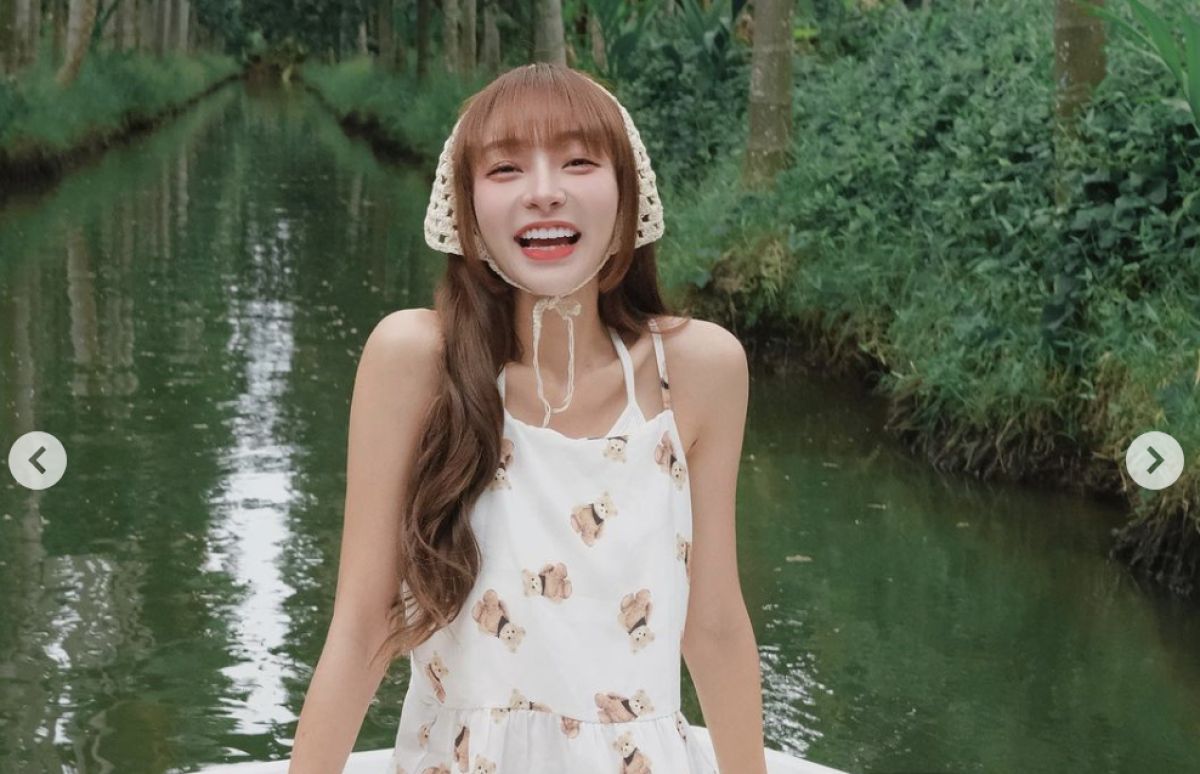 ▲林襄近日和一票好友前往泰國遊玩，她曬出遊美照自嘲像「打掃阿姨」，反而引來網友大讚更像迪士尼公主。 （圖／翻攝自林襄IG）