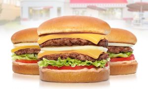 ▲被許多人封為到美國西岸一定要吃到的漢堡In-N-Out Burger，將於明日快閃一天，提供三種漢堡。（圖／翻攝In-N-Out Burger臉書粉專）