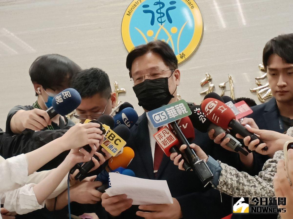 ▲今（13）日醫福會執行長林慶豐接受媒體採訪時說明第二波檢驗結果，14名孩童都檢驗陰性，已累計26名孩童陰性。（圖／記者許若茵攝，2023.06.13）