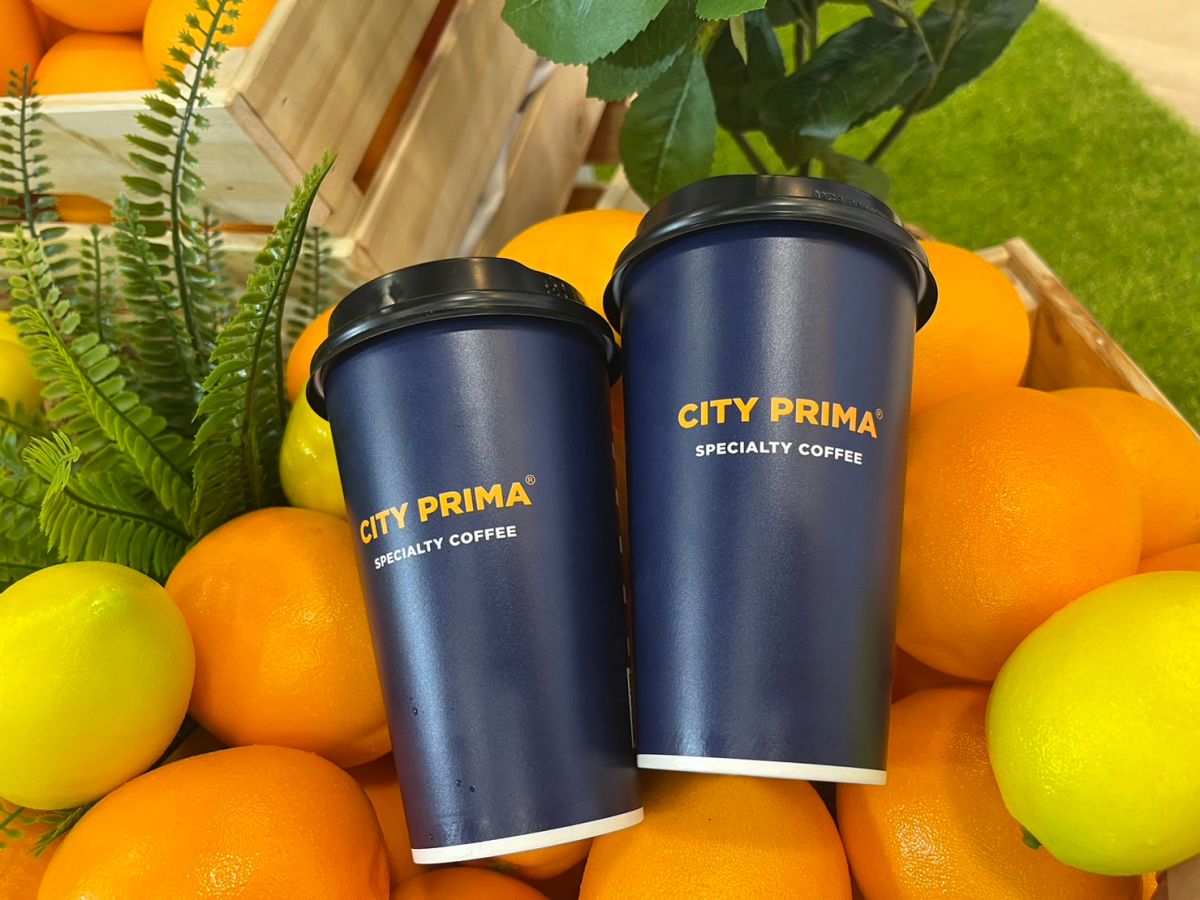 ▲補班日提神必備！7-11從14日起至20日，「橙香陽光」、「檸靜時光」兩款新風味美式，APP行動隨時取買2送2。（圖／記者鍾怡婷攝）