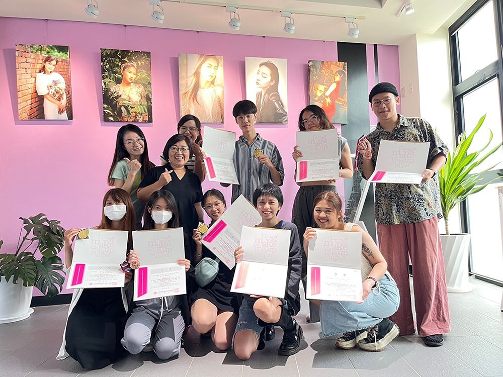 ▲崑山科大時尚學程學生於本年度參加首場韓國美業大賽榮獲2冠4亞3季（圖／崑山科大提供）