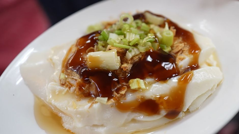 ▲吃過鹹豆漿，那有吃過「鹹豆花」嗎？普橘島島主開箱士東市場美食，4大隱藏美味必吃。（圖／普橘島）