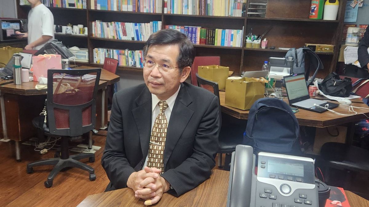 ▲教育部長潘文忠今（15）日允諾，會透過經費補助，讓私校盡量提升教師的學術研究費加給。（圖／記者李琦瑋攝，2023.06.15）
