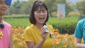 ▲籃籃向球場攝影大哥喊話:「不要再只拍李多慧了」。(圖/民視提供) ▲籃籃向球場攝影大哥喊話:「不要再只拍李多慧了」。(圖/民視提供)