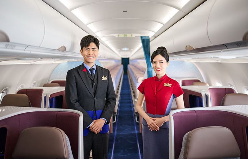 ▲中華航空公布將啟動2023年航空服務人員客艙組員徵才計畫,總計將招募超過百位本國籍客艙組員。(圖/翻攝華航官網)