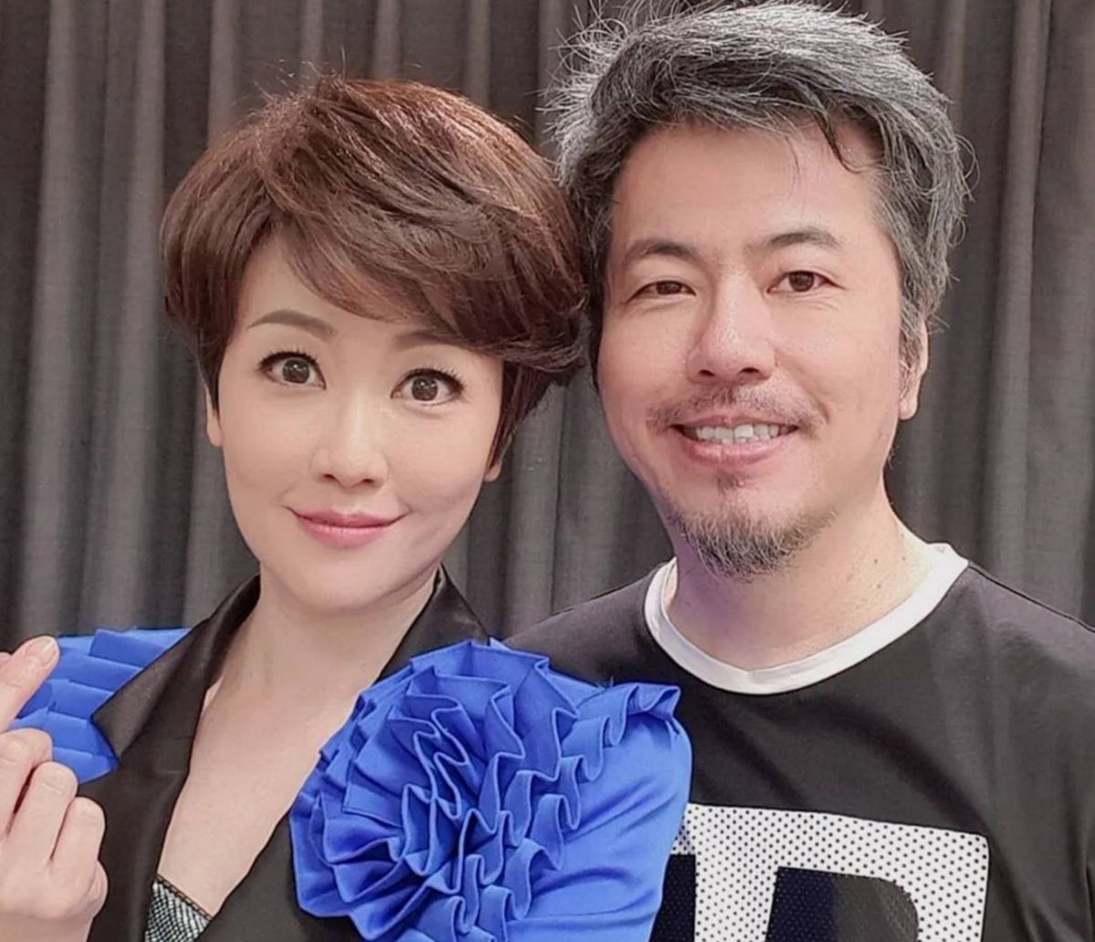 ▲寇乃馨（左）與黃國倫（右）結婚多年，近日寇乃馨身體出狀況，就連黃國倫也被嚇到。（圖／寇乃馨提供）