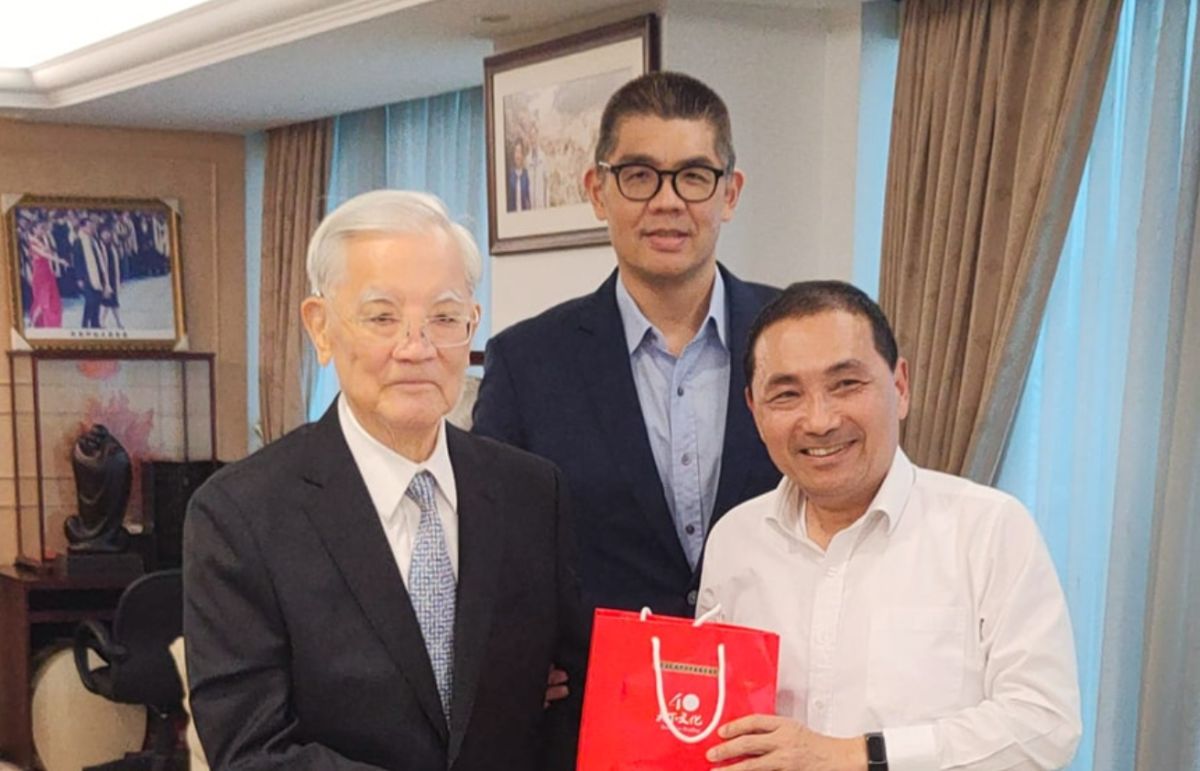 ▲連戰公開信力挺侯康配。（圖／資料照片）