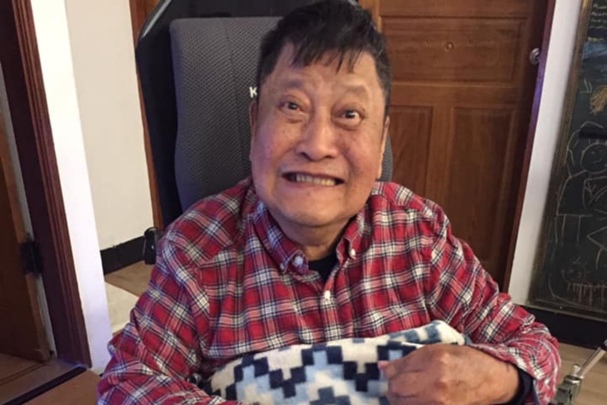 ▲萬沙浪曾唱紅歌曲〈愛你一萬年〉，今（18）日清晨傳出他因病過世，享壽74歲。（圖 ／萬沙浪臉書）