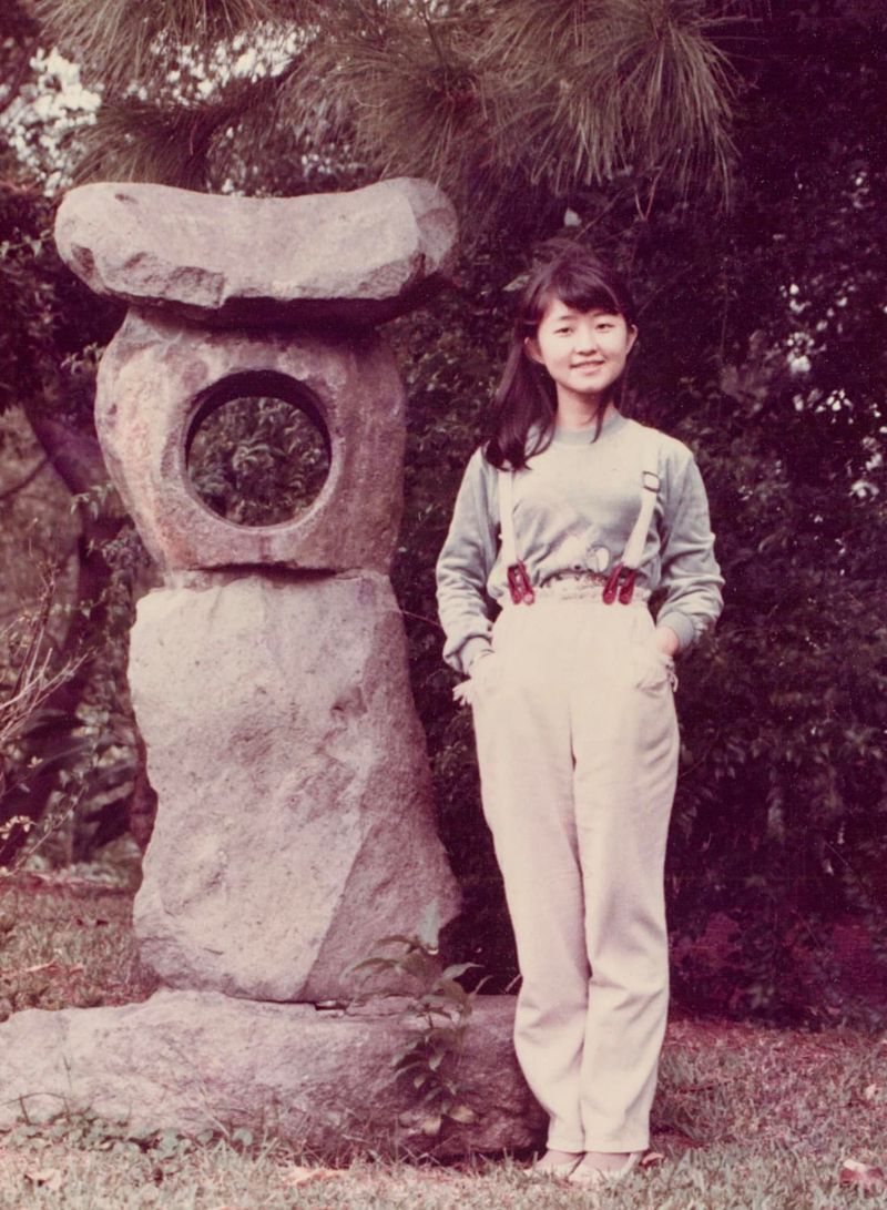▲台中市長盧秀燕跟風曬出20歲青澀照片,引發網友熱烈討論。(圖/翻攝自盧秀燕臉書)