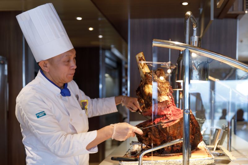 ▲「挪威奮進號Norwegian Spirit」擁有7間免費餐廳。(圖/雄獅旅遊提供)