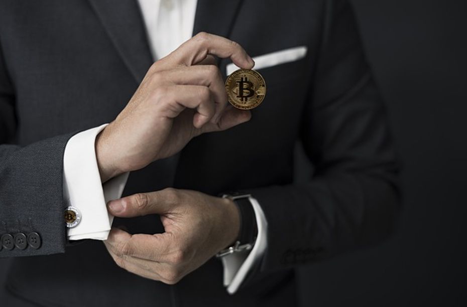 ▲香港警方公布調查一起虛擬貨幣詐騙案並拘捕多人，包括社會知名人士林作及網紅陳怡。示意圖。（圖／擷取自Pixabay）