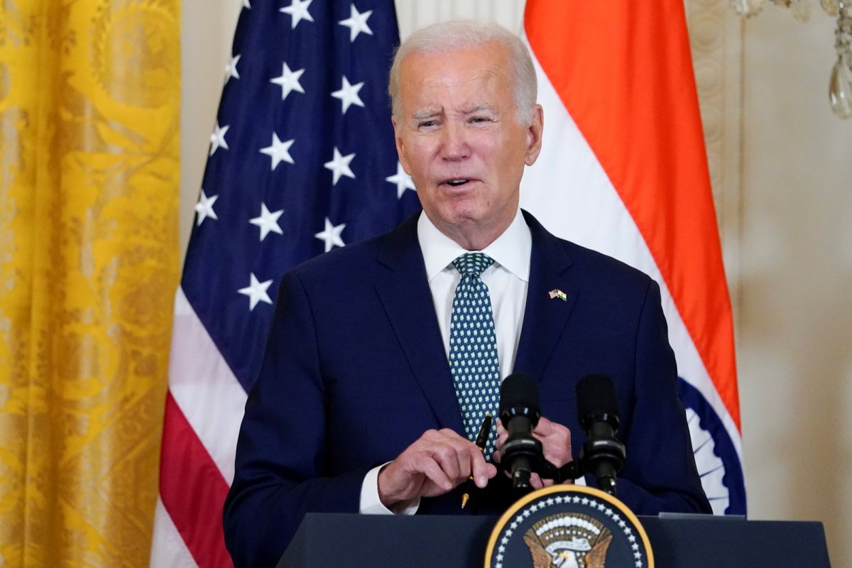 ▲3名知情人士告訴「日經亞洲」，美國總統拜登政府打算最快下週頒布一道已策劃數個月的行政命令，將限制美國在中國的高科技投資，包括人工智慧、半導體和量子運算等產業。（圖／美聯社／達志影像）