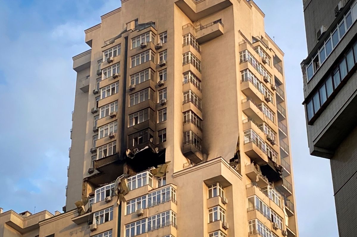 ▲國際倡議團體「人權觀察」今天報告指出，俄羅斯與烏克蘭軍隊都使用了集束彈藥，造成烏克蘭平民死亡。而美國目前正在考慮是否答應烏克蘭政府的要求，供應集束彈給烏軍使用。（圖／美聯社／達志影像）