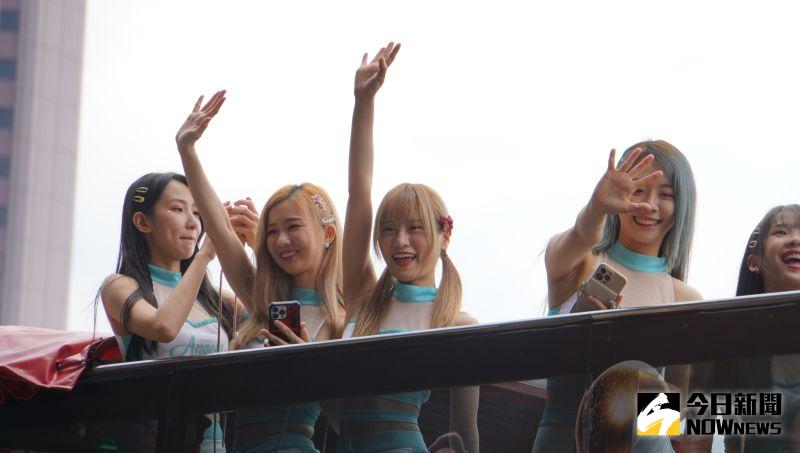 ▲台北市政府與台北富邦勇士球團舉辦「市府感謝儀式暨三連霸封王遊行。(圖/記者呂炯昌攝,2023.06.24)