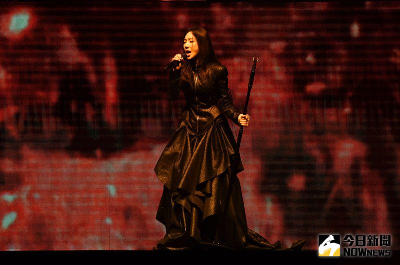 ▲太妍在台北演唱會結尾時小小破音，自責道歉。（圖／記者林調遜攝）