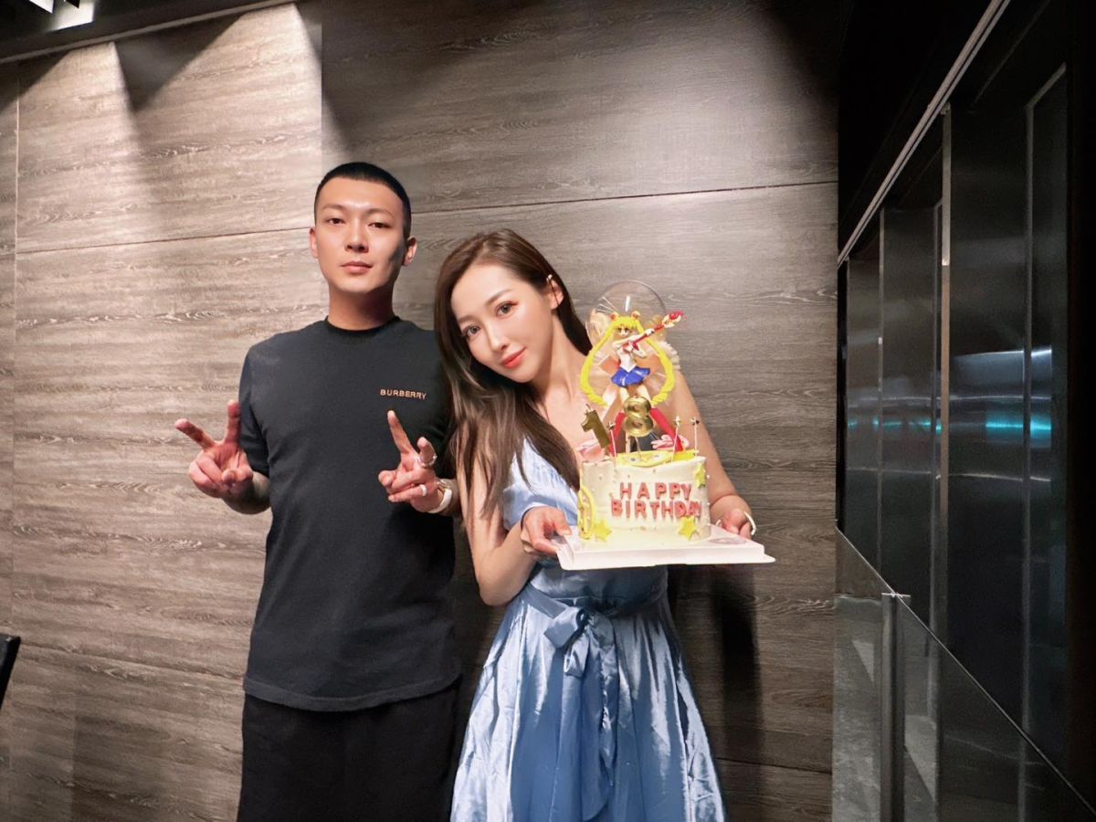 ▲網紅鳳梨（吳泓逸）跟女友歐菈穩定交往中，經常在社群可以看到彼此的甜蜜身影。（圖／翻攝自歐菈IG）