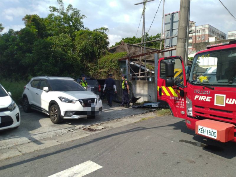 ▲警消獲報後，隨即派員前往搶救。（圖／翻攝畫面）