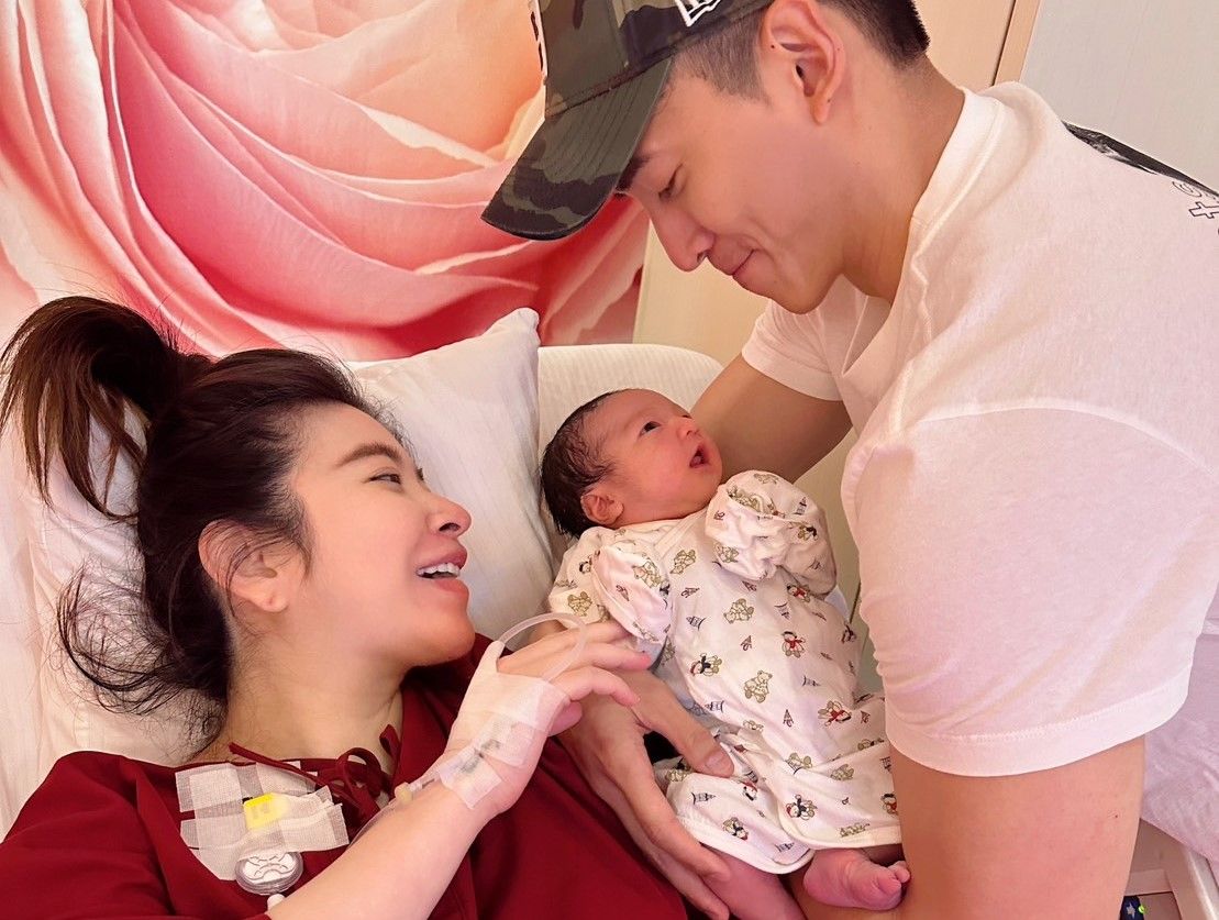 ▲許維恩（左）的女兒遺傳王家梁高挺鼻子。（圖／維恩原創提供）