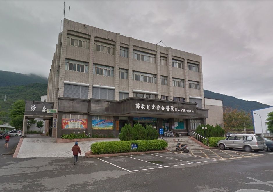 ▲目前2名傷者均已送往醫院，所幸搶救後無生命危險。（圖／翻攝畫面）