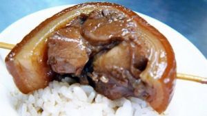 500碗揭曉!彰化泉焢肉飯奪魁 評審徐天麟:唐僧肉般超凡脫俗