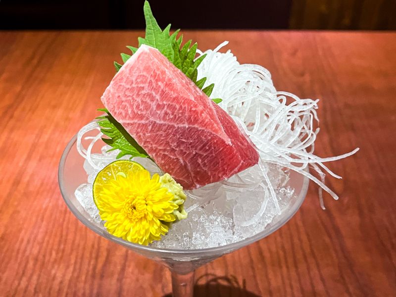 ▲單點新菜「黑鮪魚大腹刺身」。(圖/馬辣集團提供)