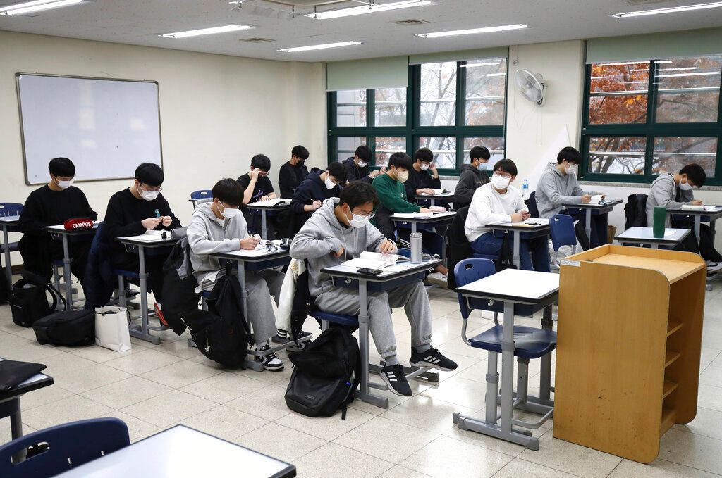 ▲今年3月跳級上高中的韓國神童白江賢（音譯）日前宣布已自請退學，其父今天公開來自其他家長的誹謗信件，並表示白江賢其實是因為在校受排擠，才決定在惡化成更嚴重校園暴力前離開。（圖／美聯社／達志影像）