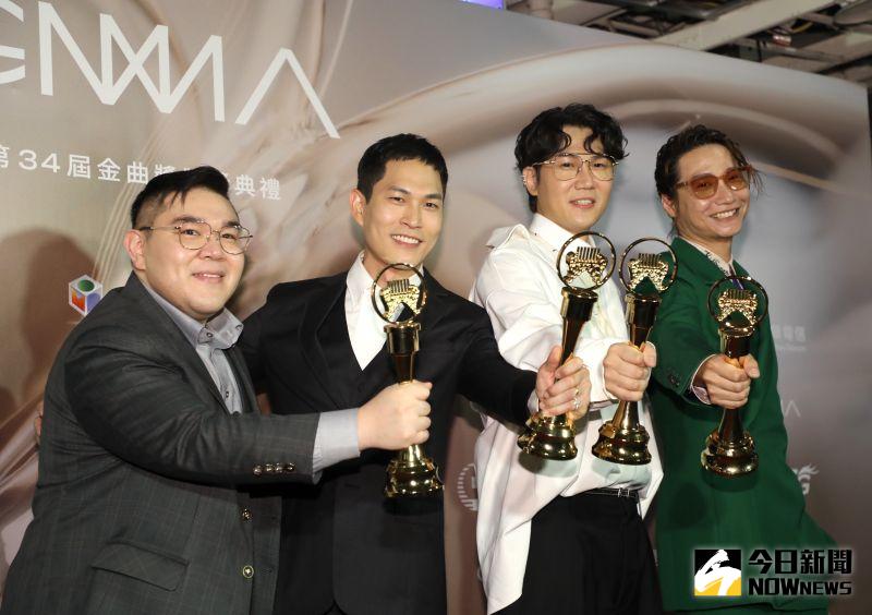 ▲由小胖（左起）、阿奎、小玉、方Ｑ組成宇宙人，將於明年4月在小巨蛋舉辦20周年演唱會。（圖／NOWnews攝影中心）