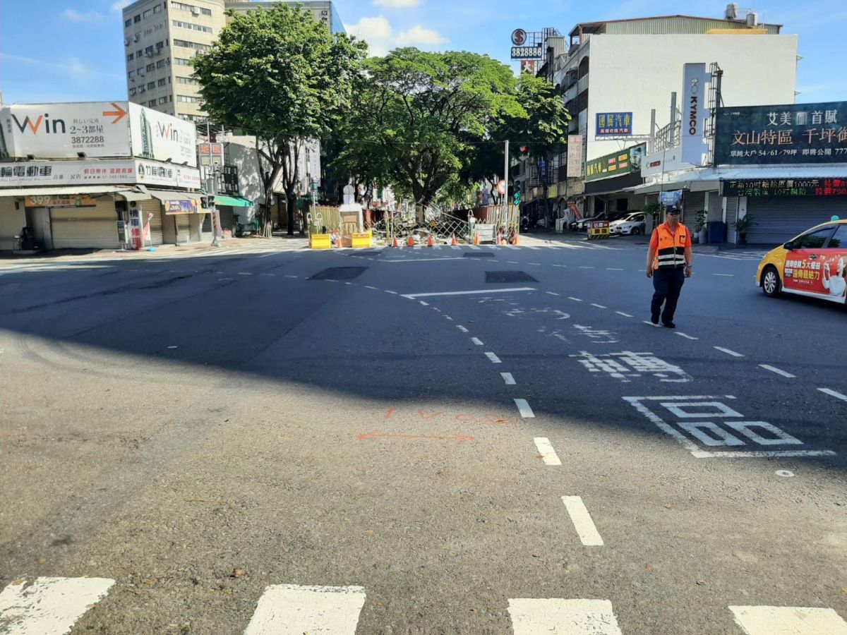▲高雄環狀輕軌預計7月5日起大順三路與覺民路口進行交維封閉。（圖／高市府捷運局提供）