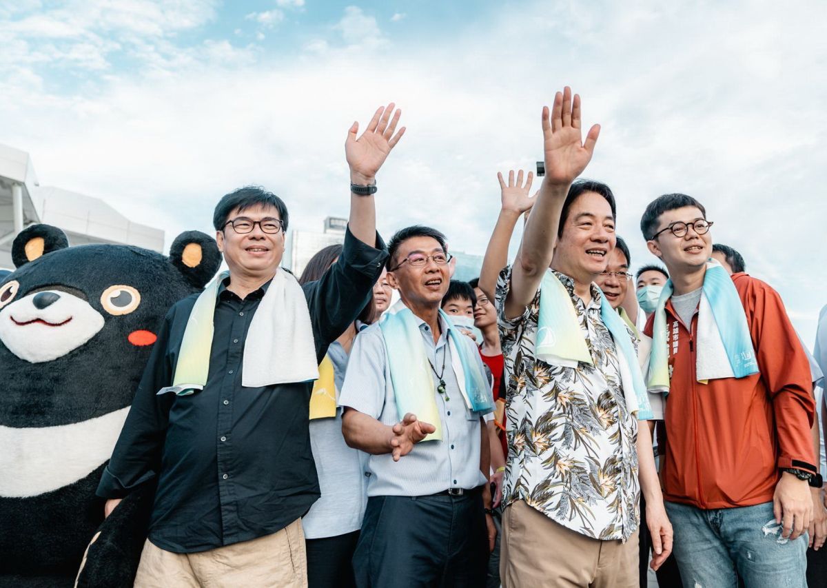 ▲高雄市政府海洋局舉辦2023高雄海洋派對及愛河灣水樂園活動，副總統賴清德到場致意。(圖／記者黃守作攝，2023.07.01)