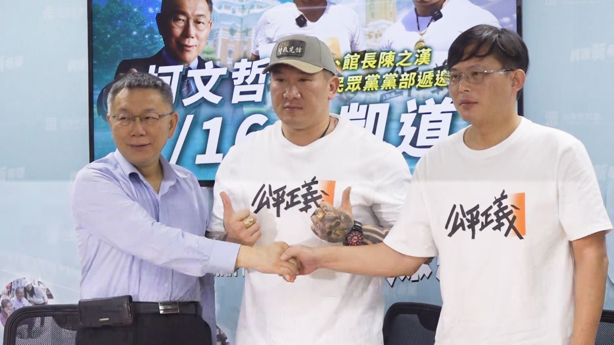 ▲館長（中）挺民眾黨色彩鮮明，但他直言不能無腦挺高虹安。（圖／記者朱永強，2023.07.03）