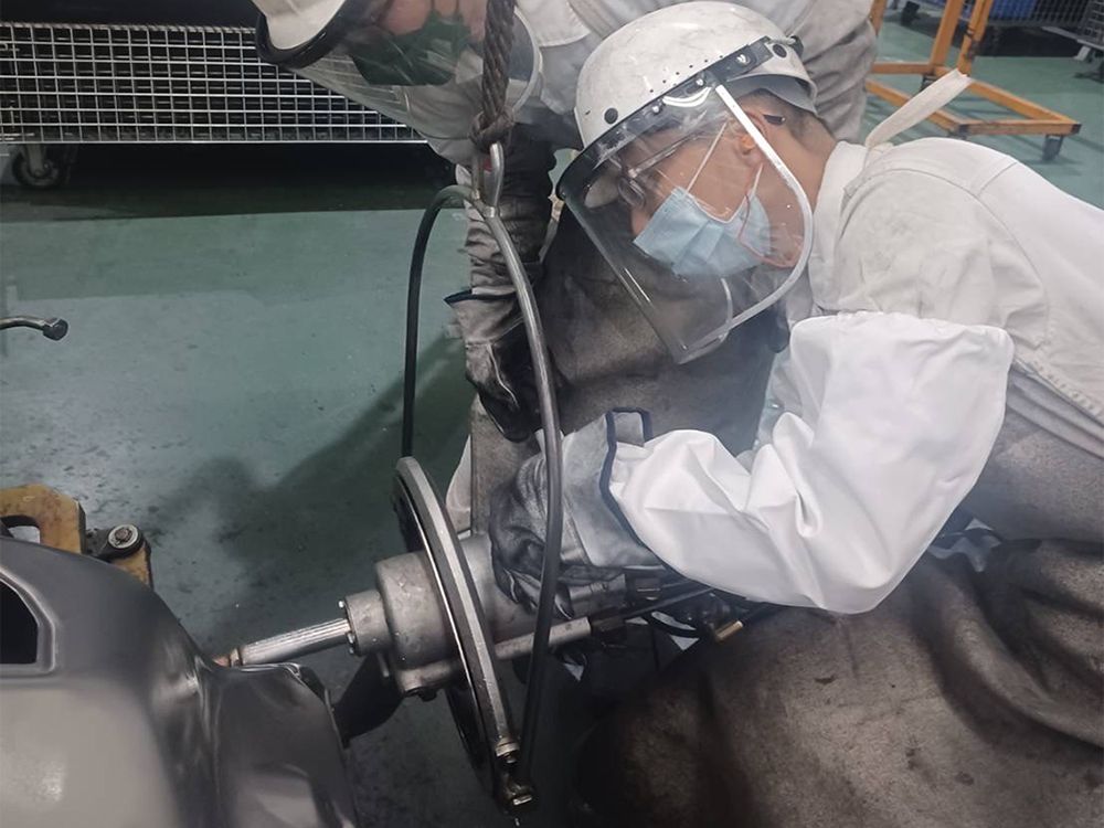 ▲林祥傑利用勞動部青年就業旗艦計畫成功獲得工作，並學習熔接技術成為專業職人（圖／高屏澎東分署提供）