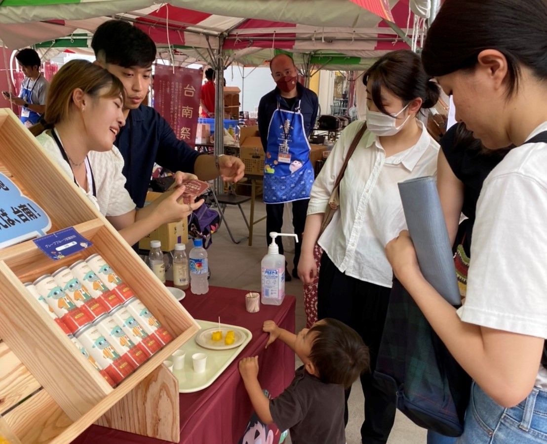 ▲台南農鳳梨冰試吃大人小孩都愛。（圖／台南市政府提供）